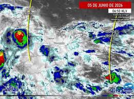 Dos ondas tropicales mantienen lluvias intensas sobre Venezuela y la Guayana Esequiba