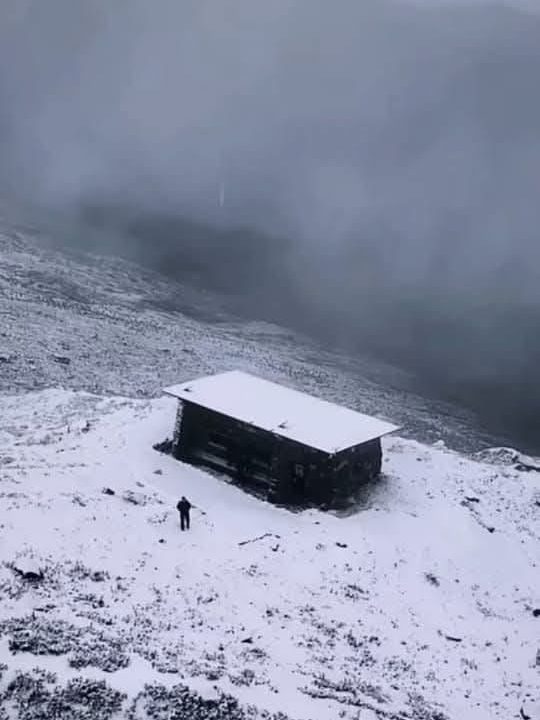 Impresionantes imágenes de la nevada que transformó los picos merideños