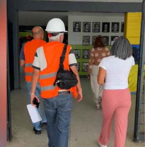 Despliegan cuadrillas de evaluación e inspección en planteles educativos tras recientes sismos