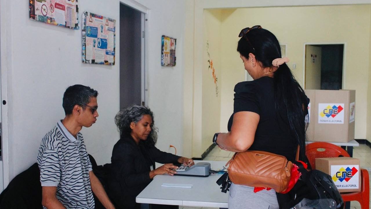 CNE inicia jornada de capacitación para miembros de mesa de la Consulta Popular 2026