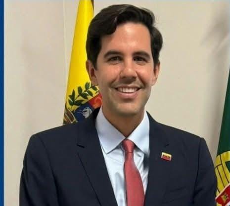 Oliver Blanco asume la Cancillería en nueva reestructuración diplomática del Gobierno nacional